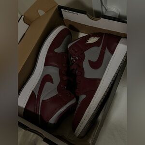 Nike Air Sneakers - Burgundy and Gray